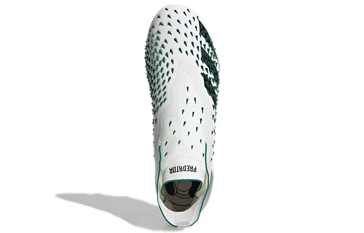 Adidas Predator Freak+ EQT FG 'Demonskin' - Crampons de football